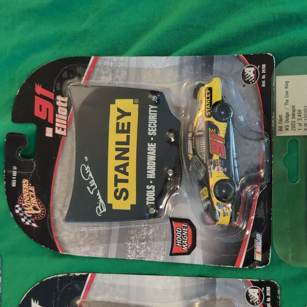 Bill Elliot Nascar Racing #9 Dodge Bundle of Collectibles - Picture 8 of 13